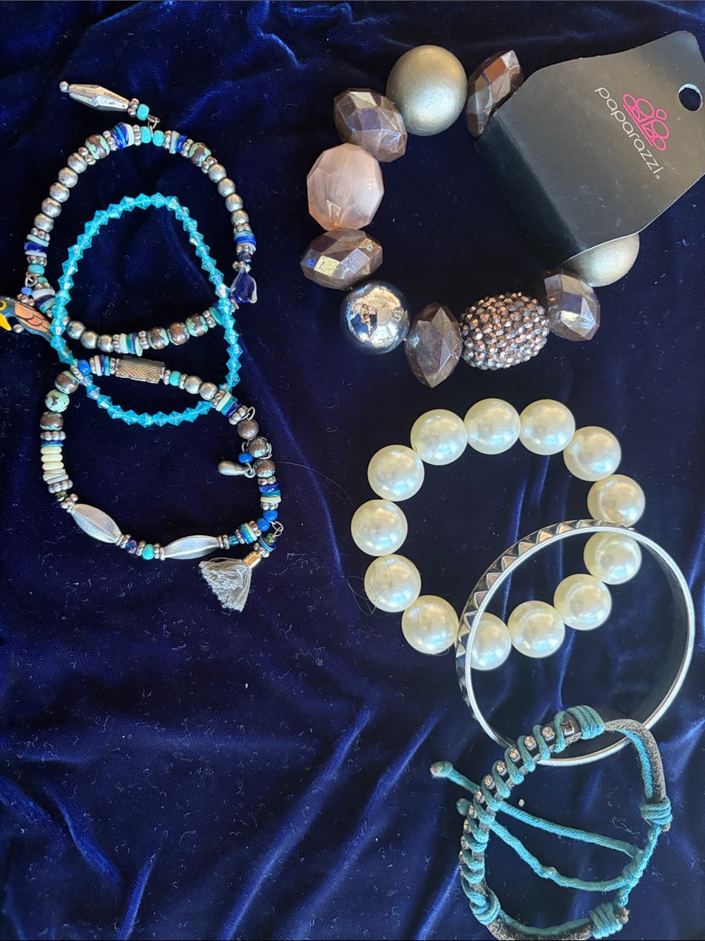 Bracelet lot of 7.